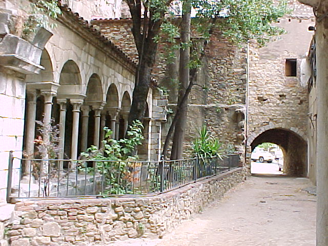 Detall de l'esgl�sia de Breda